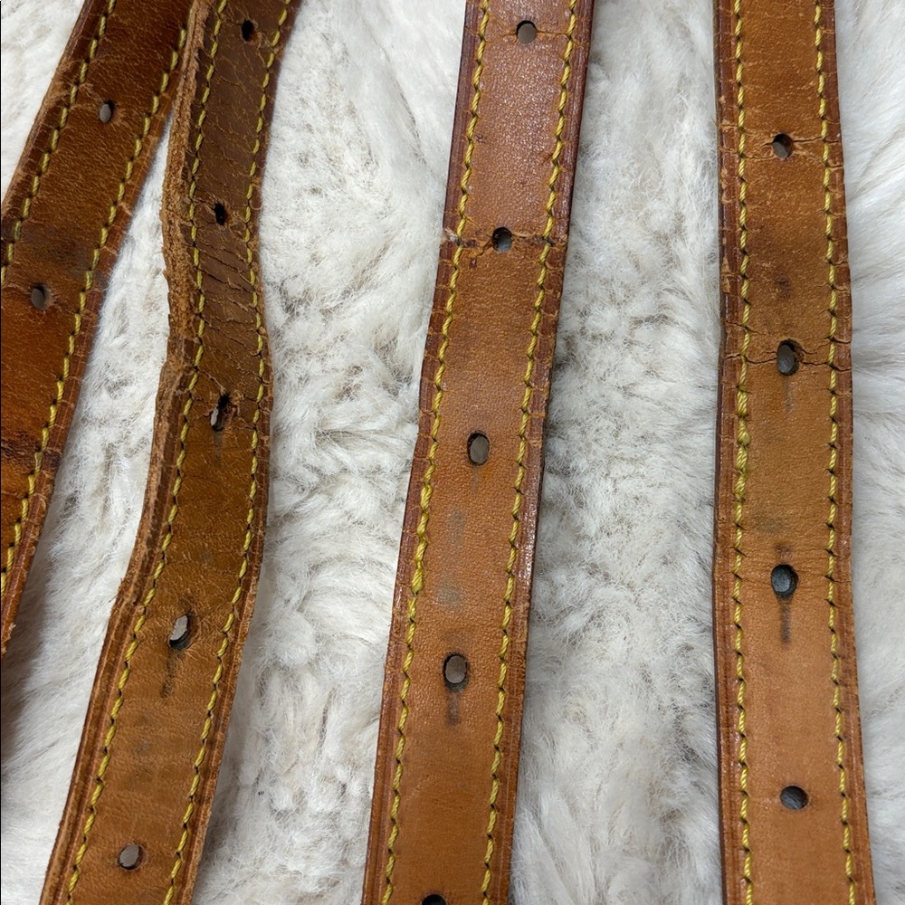 LV leather straps 32” - Picture 2 of 2